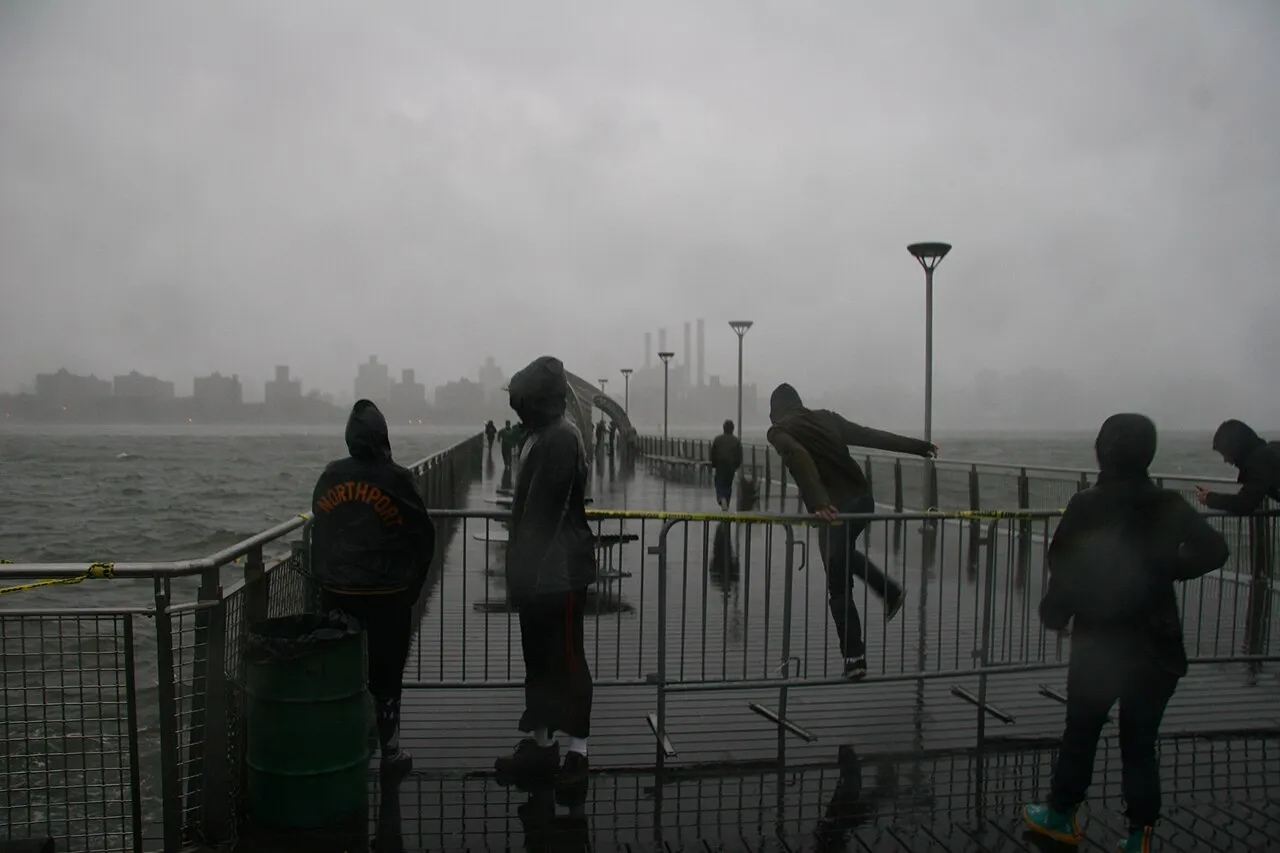 Williamsburg Brooklyn waterfront neighborhood where Maid Marines provides move-in cleaning services