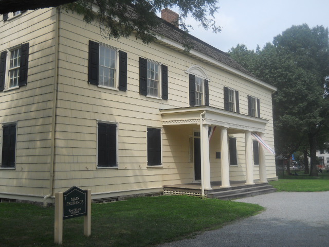 The King Manor Museum Federal-style manor house built 1750 to 1810, one of the oldest surviving structures in Queens, in King Manor Park
